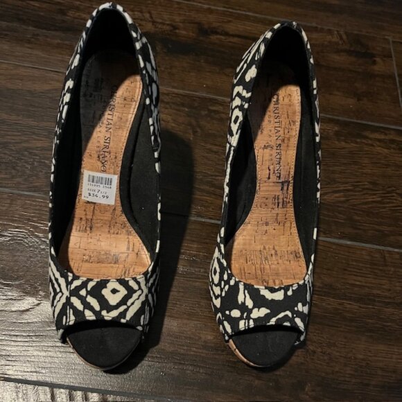 Christian Siriano For Payless Heels (Size 7.5) - Picture 1 of 4